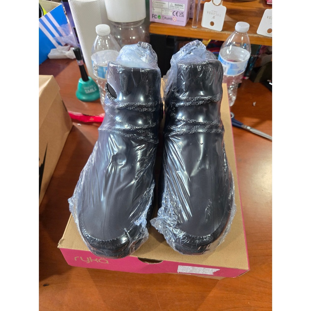 Ryka Charisma Black Casual Athletic Boots Womens 8.5 M J5739F1001 Water Repel